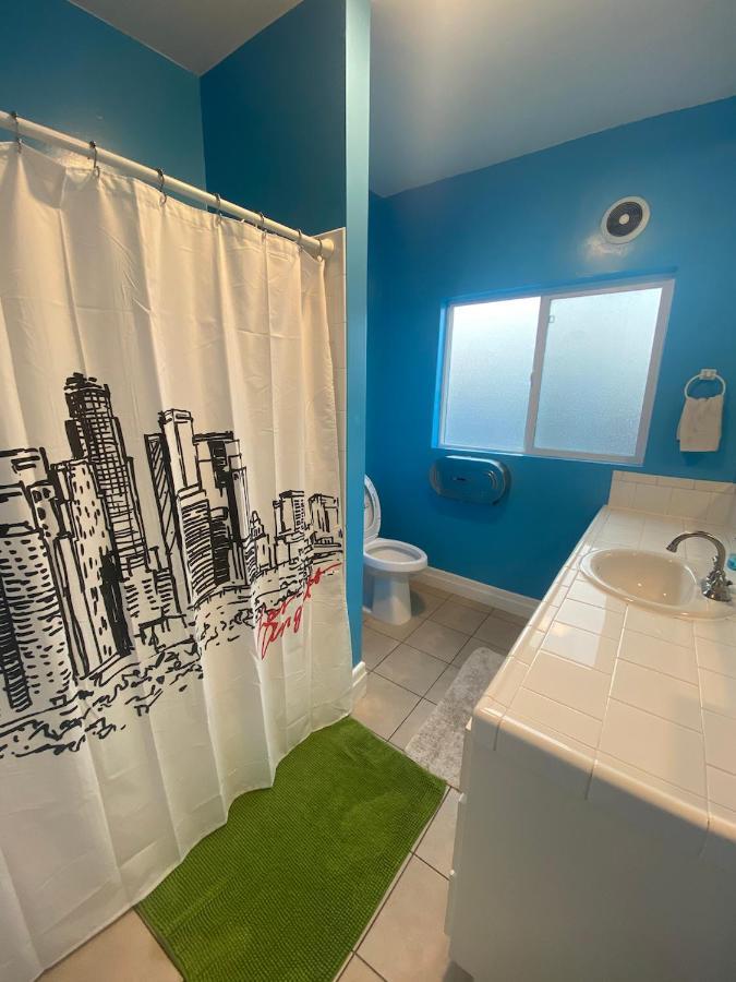 Small Private La Bedroom W Wifi - Private Fridge - Ac Near Usc - Exposition Park - Usc Memorial Coliseum - Banc Of California Bmo Stadium - Downtown Los Angeles Dtla - University Of Southern California Usc!!! Экстерьер фото