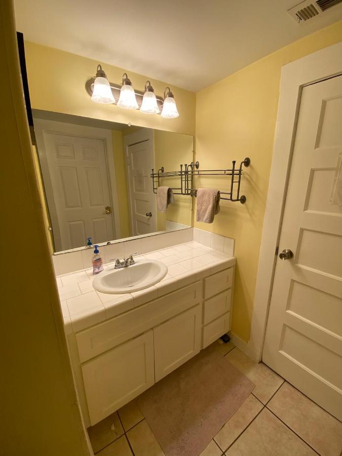 Small Private La Bedroom W Wifi - Private Fridge - Ac Near Usc - Exposition Park - Usc Memorial Coliseum - Banc Of California Bmo Stadium - Downtown Los Angeles Dtla - University Of Southern California Usc!!! Экстерьер фото