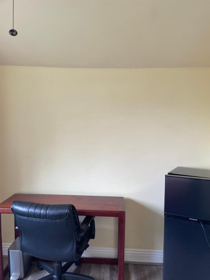 Small Private La Bedroom W Wifi - Private Fridge - Ac Near Usc - Exposition Park - Usc Memorial Coliseum - Banc Of California Bmo Stadium - Downtown Los Angeles Dtla - University Of Southern California Usc!!! Экстерьер фото