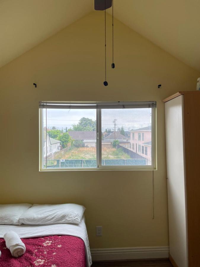Small Private La Bedroom W Wifi - Private Fridge - Ac Near Usc - Exposition Park - Usc Memorial Coliseum - Banc Of California Bmo Stadium - Downtown Los Angeles Dtla - University Of Southern California Usc!!! Экстерьер фото