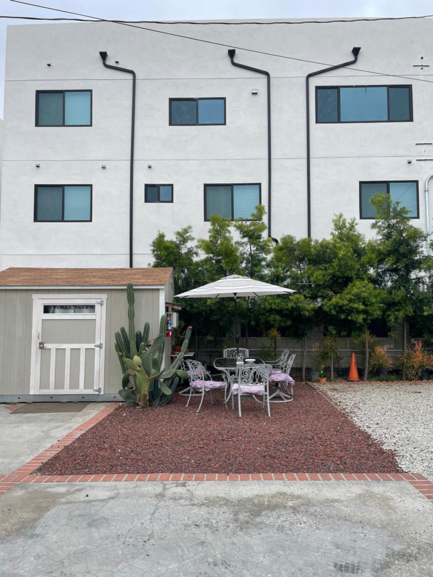 Small Private La Bedroom W Wifi - Private Fridge - Ac Near Usc - Exposition Park - Usc Memorial Coliseum - Banc Of California Bmo Stadium - Downtown Los Angeles Dtla - University Of Southern California Usc!!! Экстерьер фото